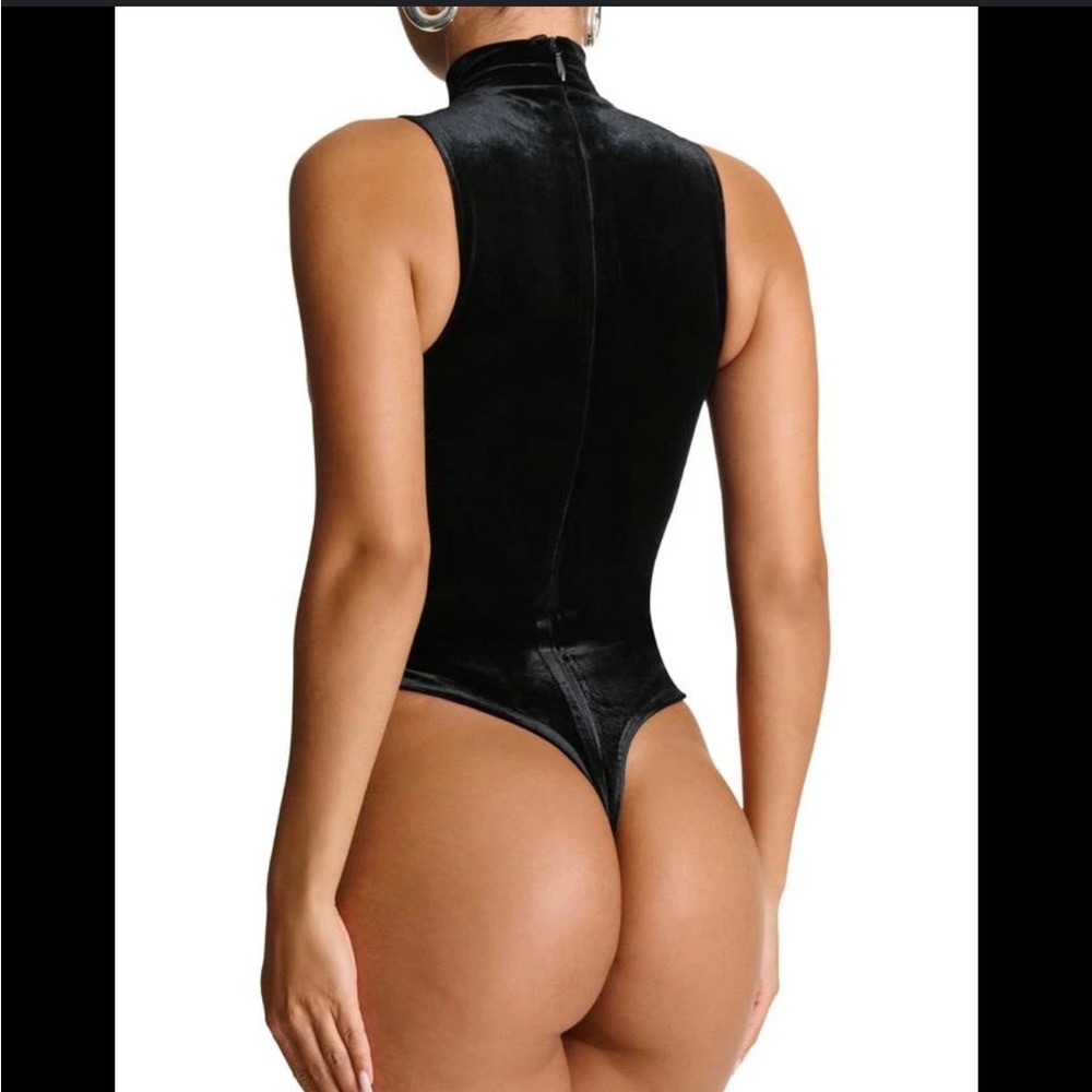 Naked Wardrobe Black Sleeveless Bodysuit